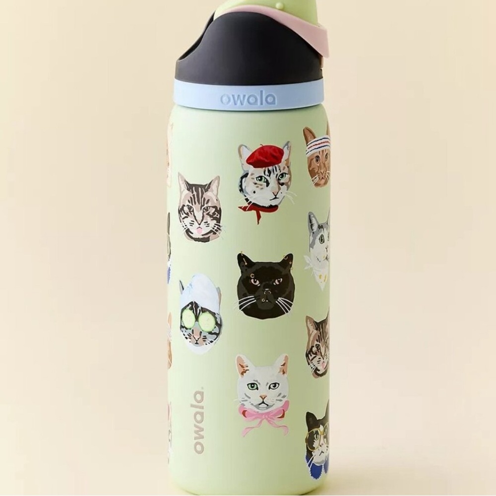 Owala 32oz FreeSip Cat Collage Catwala Bottle Urban Outfitters Exclusive New